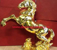 Ngựa đồng 28cm mạ vàng – đồ đồng phong thuỷ