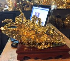 Tượng đồng bát mã mạ vàng 33cm làm quà để bàn
