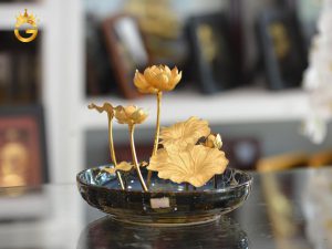 Chậu hoa sen mạ vàng 24k- biểu tượng quốc hoa Việt Nam