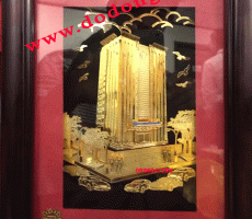 Tranh tòa nhà bằng vàng lá, quà Tết Mậu Tuất 2018 ý nghĩa