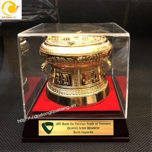 Trống đồng quà tặng dk 12cm mạ vàng – Vietcombank Quảng ninh