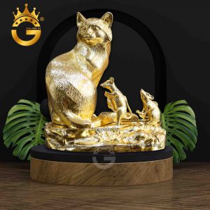 Tượng mèo mạ vàng 24k dành tặng đối tác tuổi Mão